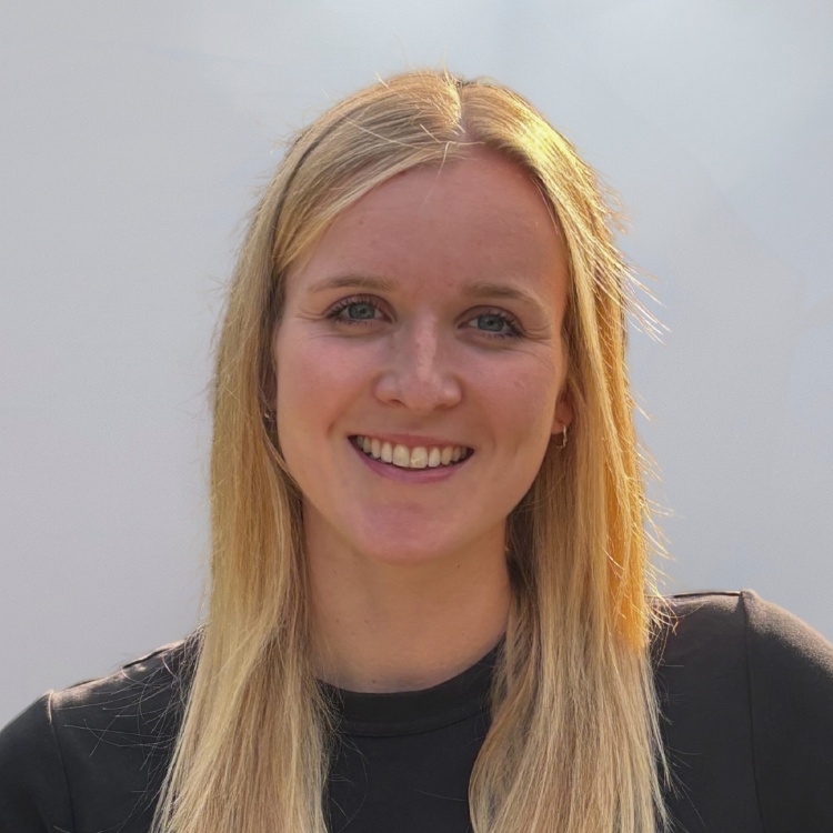 Johanna Asweh Portrait