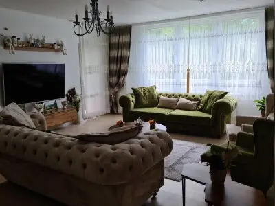 İch suche drei Zimmer, biete zwei Zimmer 72qm2