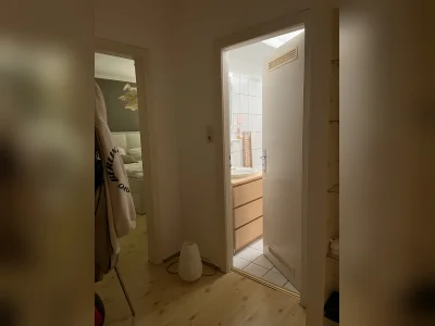 2 Zimmer Wohnung mit EBK und Badewanne