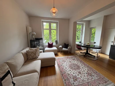 3 Zimmer Altbauwohnung in Eimsbüttel, kernsaniert, Balkon