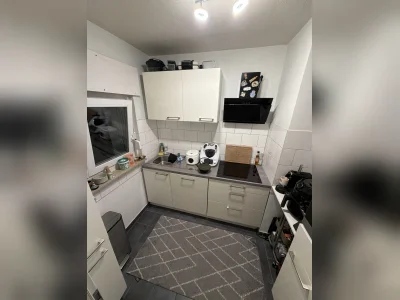 Tausche gemütliche 2 Zimmer Wohnung mit Balkongegen 3 Zimmer