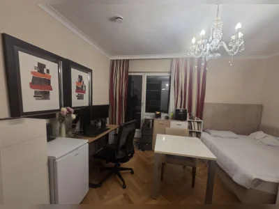 Maxvorstadt: Kleine Wohnung zur Miete