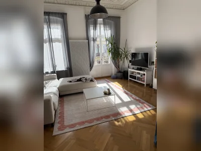 Wunderschön sanierte Altbauwohnung- Musikviertel