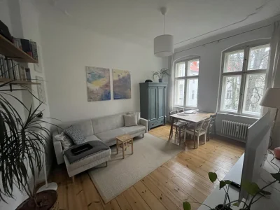 Nur landeseigene- Wunderschöne Altbauwohnung