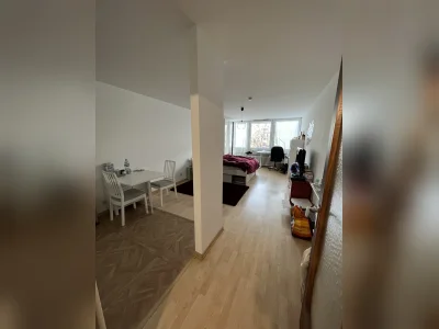 Helle 1 Zimmer-Wohnung mit Badezimmer in München, Sendling