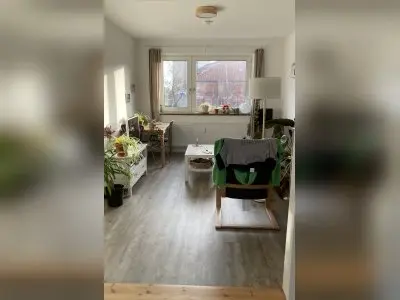 Biete helle 3-Zimmer-Wohnung. Suche 4-Zimmer-Wohnung