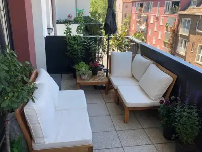 4 Zimmer mit zwei Balkonen gegen mind 4 Zimmer mit Garten